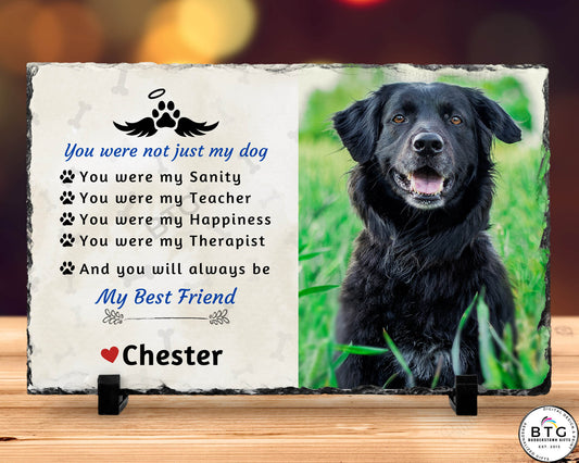 7 1/2" x 11" photo slate transforms any photo into a personalized remembrance. Simply upload a high-quality photo - ensuring the best resolution possible - and let our handcrafted creation be a lasting tribute to your pet's memory.